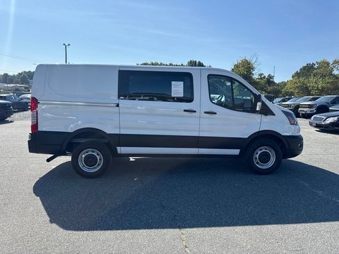 Used 2024 Ford Transit 250 Low Roof w/ Load Area Protection Package RWD image 6