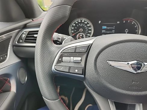 Used 2023 Genesis G70 2.0T w/ Sport Prestige Package RWD image 11