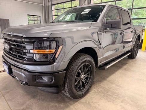 Used 2025 Ford F150 XLT w/ Equipment Group 301A Standard AWD/4WD image 4