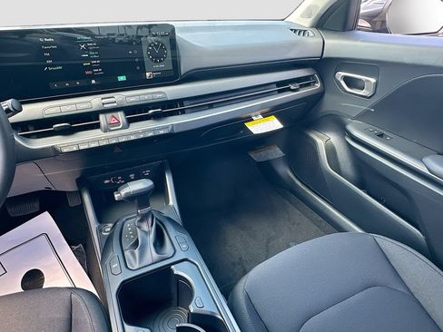 New 2026 Kia K4 FWD image 21