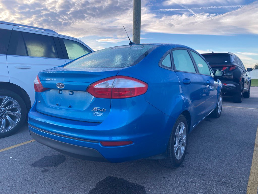 Used 2015 Ford Fiesta SE FWD image 9