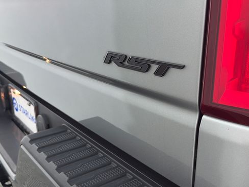 Used 2023 Chevrolet Silverado 1500 RST w/ Protection Package AWD/4WD image 39