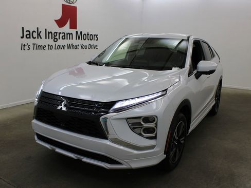 Used 2025 Mitsubishi Eclipse Cross SEL AWD/4WD image 2
