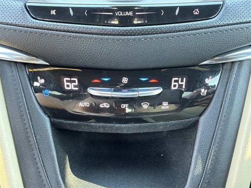 Used 2019 Cadillac XT5 Premium Luxury image 24