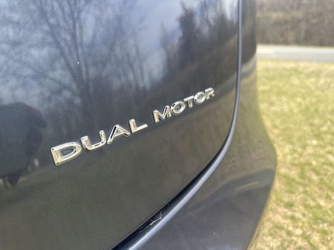 Used 2018 Tesla Model 3 Long Range image 5