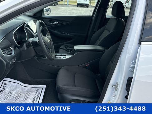 Used 2024 Chevrolet Malibu LT image 10