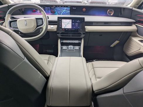 New 2025 Lincoln Nautilus Premier w/ Jet Appearance Package image 6