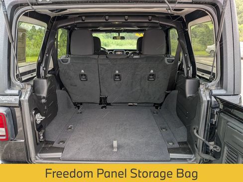 Used 2019 Jeep Wrangler Unlimited Sport S AWD/4WD image 29