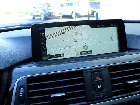 Used 2017 BMW 340i Sedan image 11