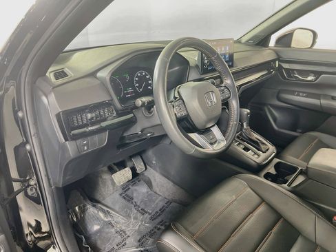 Used 2023 Honda CR-V Sport Touring image 9