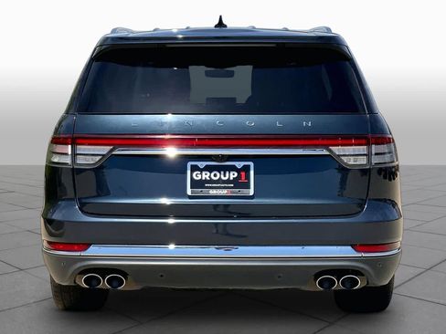 Used 2022 Lincoln Aviator Reserve w/ Equipment Group 201A AWD/4WD image 4