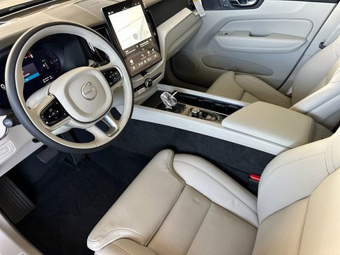 New 2026 Volvo XC60 T8 Ultra w/ Protection Package Premier AWD/4WD image 9