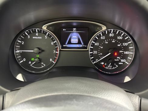 Used 2016 Nissan Altima 2.5 SV w/ Convenience Package image 14