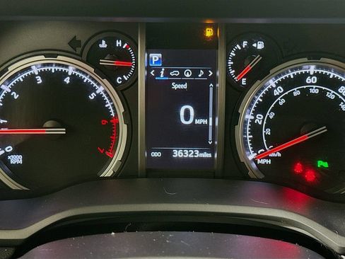 Used 2022 Toyota 4Runner Limited AWD/4WD image 13
