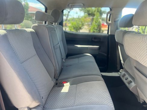 Used 2012 Toyota Tundra 4x4 CrewMax w/ Tow Pkg image 22