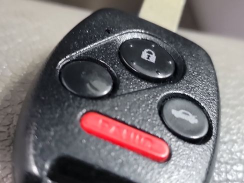 Used 2010 Honda Accord EX image 32