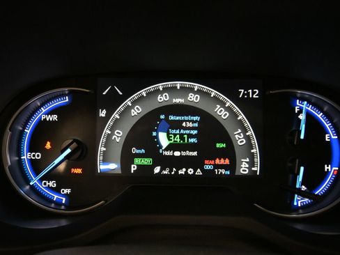 Used 2025 Toyota RAV4 XLE w/ Convenience Package image 13