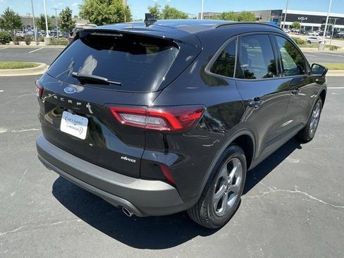 Used 2025 Ford Escape ST-Line AWD/4WD image 4