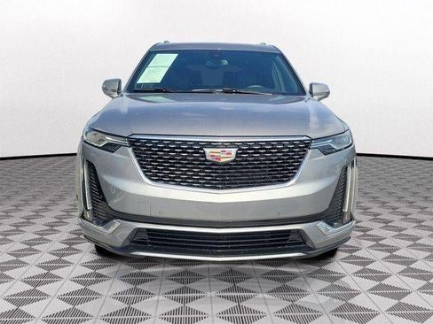 Certified 2023 Cadillac XT6 Premium Luxury FWD image 2