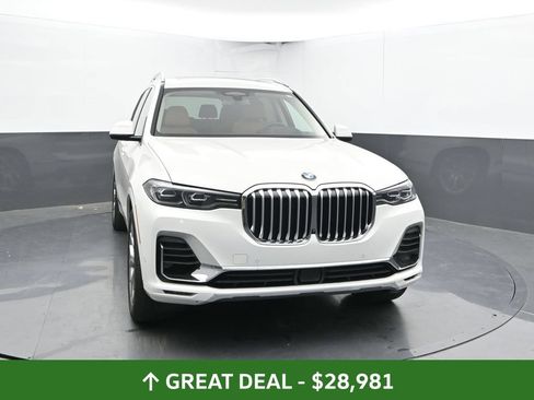 Used 2022 BMW X7 xDrive40i w/ Executive Package AWD/4WD image 2