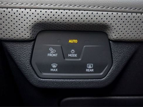 New 2026 Volkswagen Atlas Cross Sport SEL Premium R-Line AWD/4WD image 14