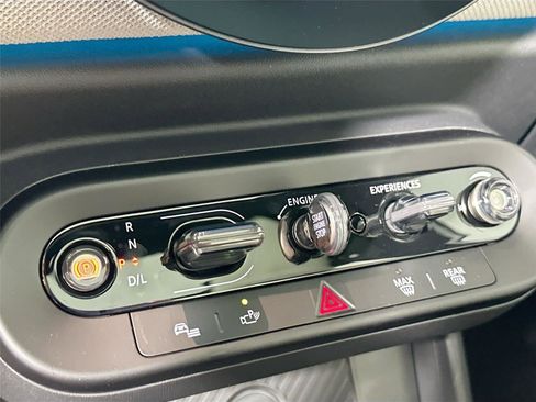 Certified 2025 MINI Cooper S FWD image 13