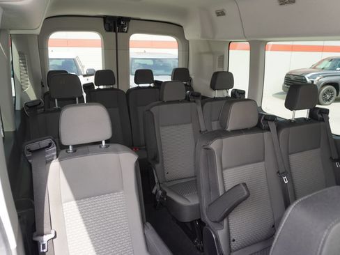 Used 2025 Ford Transit 350 XLT RWD image 12