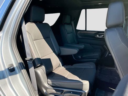 Used 2024 Chevrolet Tahoe High Country AWD/4WD image 30