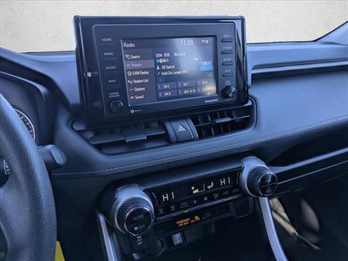 Used 2020 Toyota RAV4 LE image 15