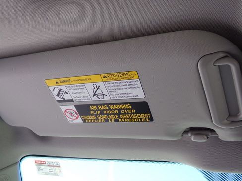 Used 2023 Toyota RAV4 XLE w/ Convenience Package image 33