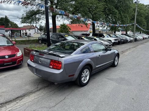 Used 2006 Ford Mustang Coupe RWD image 6