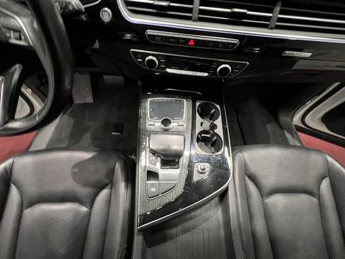 Used 2018 Audi Q7 3.0T Premium Plus image 46