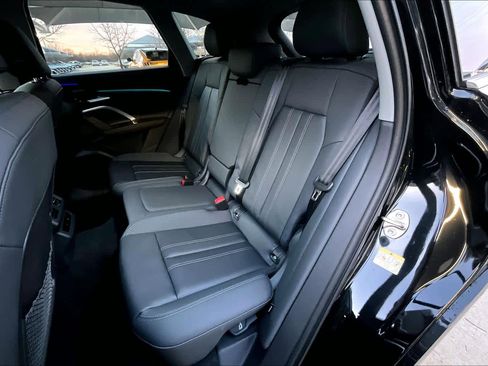 Certified 2025 Audi Q5 Premium Plus w/ Premium Plus image 20