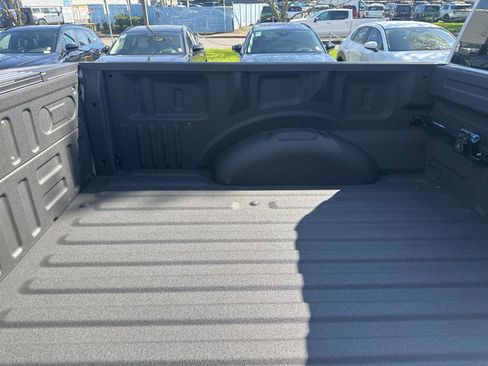 Used 2020 Ford F150 Lariat AWD/4WD image 12