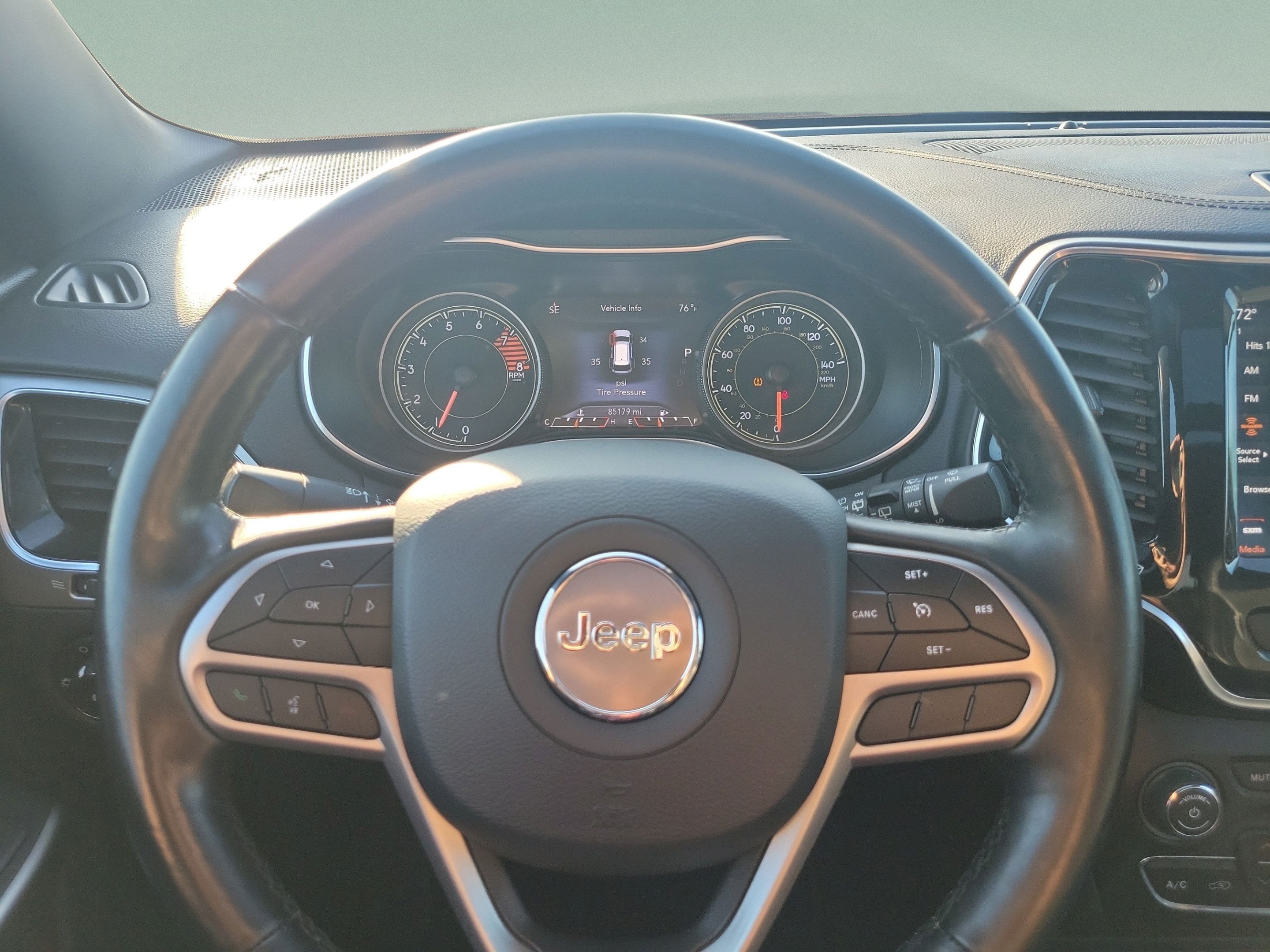 Used 2020 Jeep Cherokee High Altitude AWD/4WD image 24