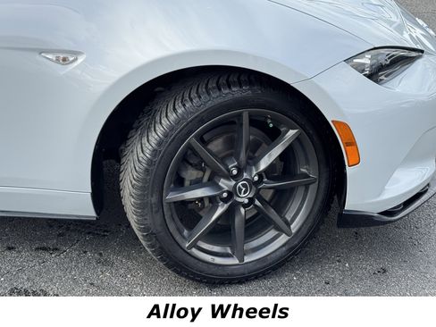 Used 2017 MAZDA MX-5 Miata RF Club image 14