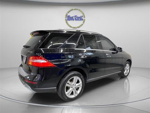 Used 2015 Mercedes-Benz ML 250 BlueTEC 4MATIC image 5