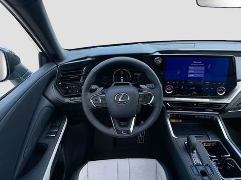 New 2026 Lexus TX 500h AWD image 18