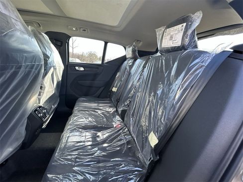 New 2025 Volvo XC40 B5 Core w/ Protection Package Premier image 13