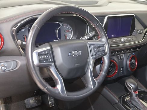Used 2019 Chevrolet Blazer RS w/ LPO, Floor Liner Package FWD image 6