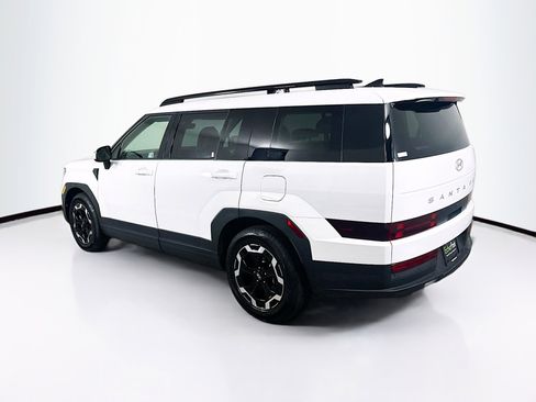 Used 2025 Hyundai Santa Fe SEL image 5