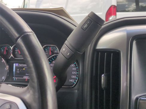 Used 2018 Chevrolet Silverado 1500 LTZ Z71 w/ Redline Edition image 19