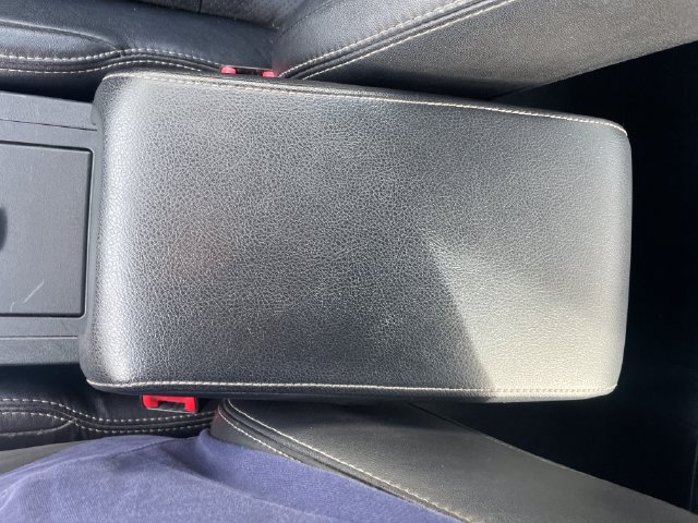 Used 2013 Toyota Camry SE w/ Leather Pkg FWD image 17
