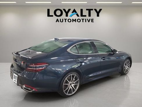 Used 2025 Genesis G70 2.5T AWD/4WD image 5