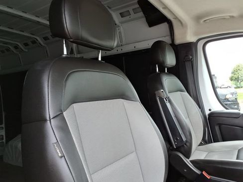 Used 2023 RAM ProMaster 2500 FWD image 25