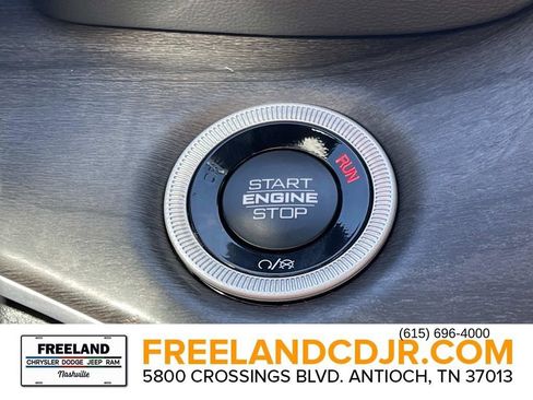 New 2025 Jeep Grand Cherokee L Limited w/ Luxury Tech Group II AWD/4WD image 31