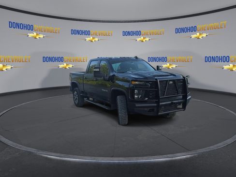 Used 2023 Chevrolet Silverado 2500 Custom w/ Custom Value Package AWD/4WD image 6