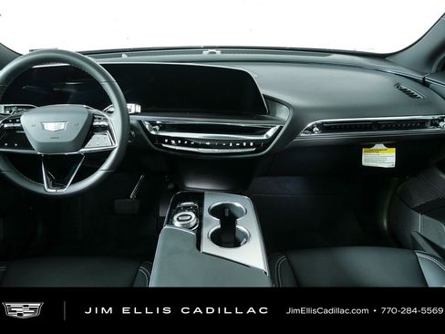 Certified 2024 Cadillac Lyriq Tech RWD image 19