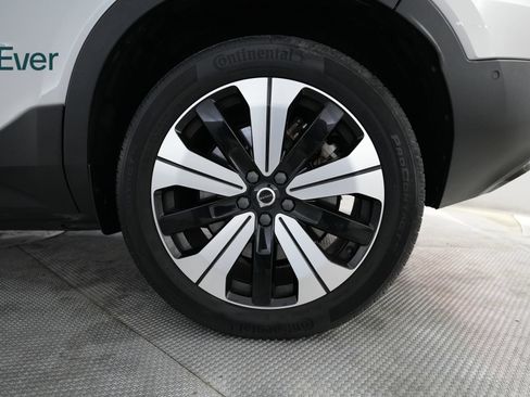 Used 2023 Volvo C40 P8 Recharge Plus w/ Protection Package Premier AWD/4WD image 9