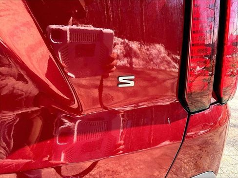 Used 2021 Kia Sorento S image 29